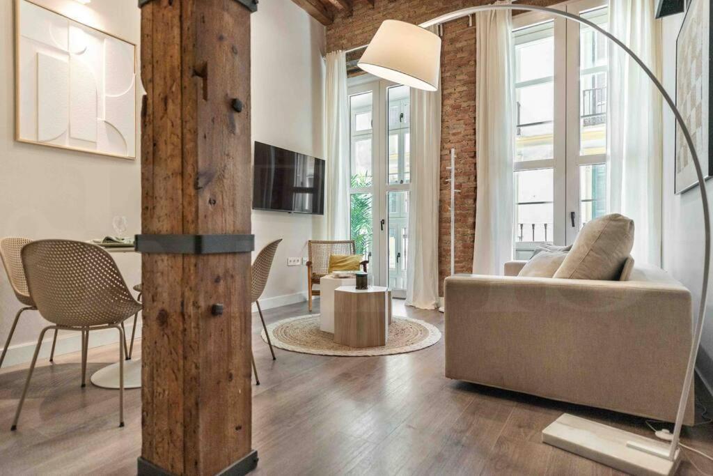 Eclectic & Elegant Apartment By Rems 말라가 외부 사진